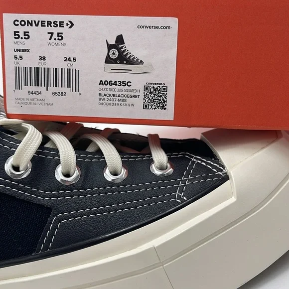 Converse WMNS Black High-Top Sneakers A06435C
CHUCK 70 DE LUXE SQUARED HI
BLACK/ - Picture 16 of 16